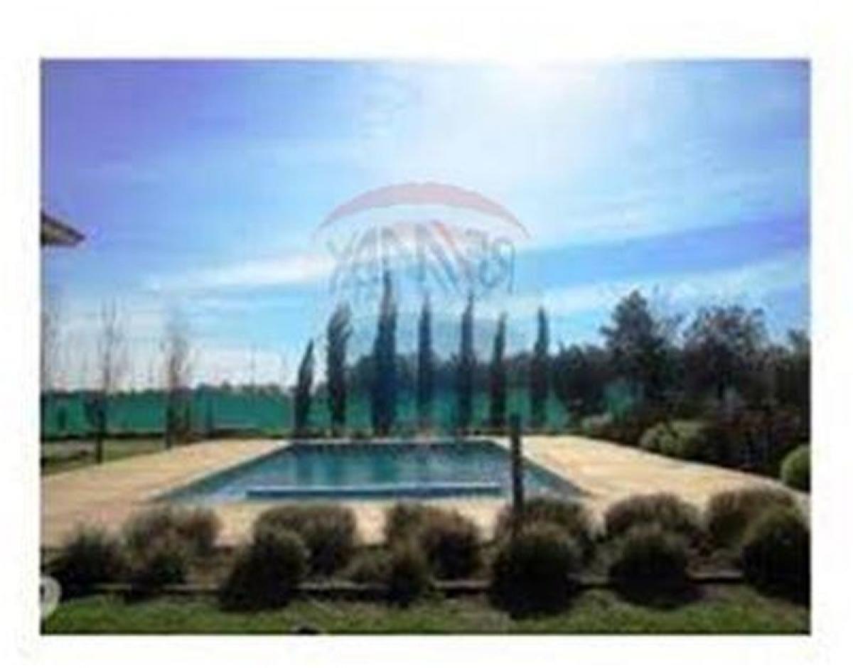 1 bedroom Land in Escobar, Argentina No. 37484
