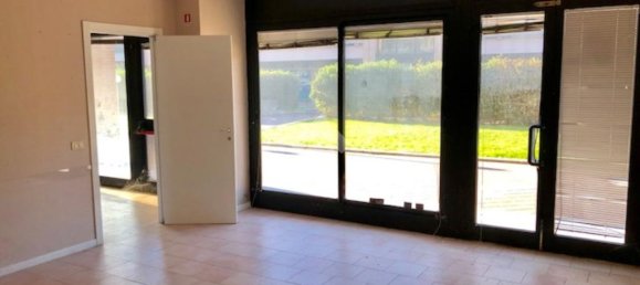 Studio in Assisi, Italy No. 1863 6