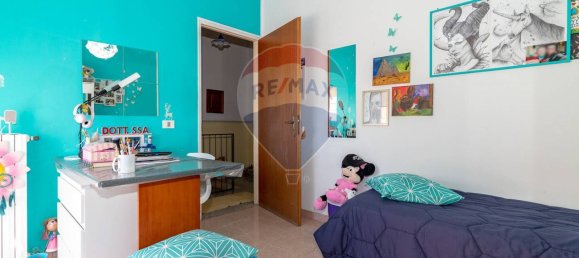 Apartamento de 6 dormitorios en Caltagirone, Italy No. 232951 30
