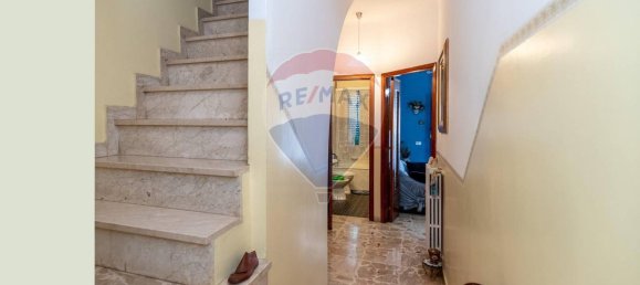 Apartamento de 6 dormitorios en Caltagirone, Italy No. 232951 17