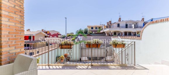 2 bedrooms House in Pomezia, Italy No. 320085 4