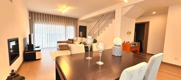 3 bedrooms House in Torres Vedras, Portugal No. 137944 2