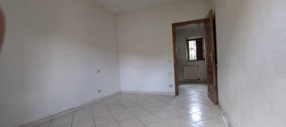 Квартира с 2 спальнями в Вольтерра, Италия № 370920 3