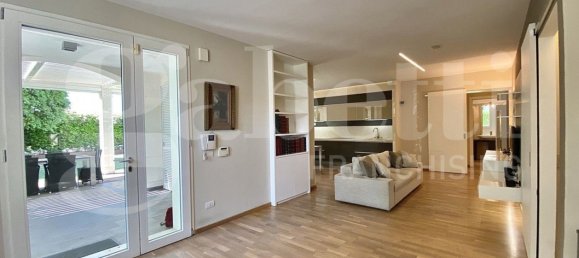 4 bedrooms Duplex in Castelnuovo Rangone, Italy No. 347837 5