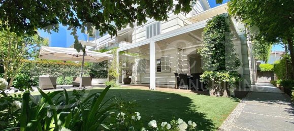 4 bedrooms Duplex in Castelnuovo Rangone, Italy No. 347837 2