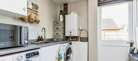 3 Schlafzimmer Haus in Croydon, United Kingdom, Nr. 8140 6