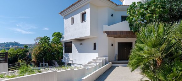 5 bedrooms House in Marbella, Spain No. 121207 6