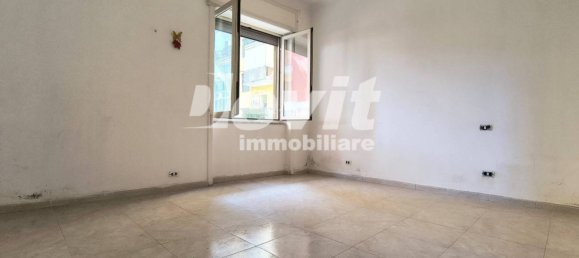 Квартира с 2 спальнями в Портичи, Италия № 357654 10