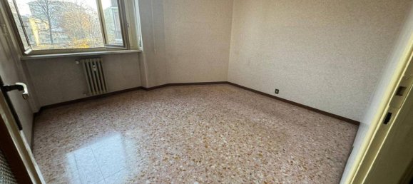 Квартира с 3 комнатами в Венария Реале, Италия № 33724 32