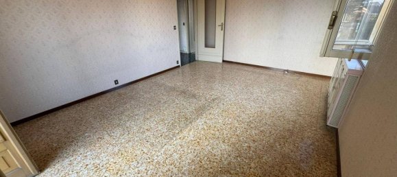 Квартира с 3 комнатами в Венария Реале, Италия № 33724 9