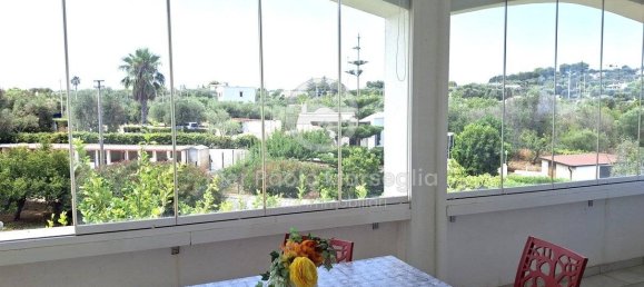 Вилла с 3 спальнями в Остуни, Италия № 348138 36