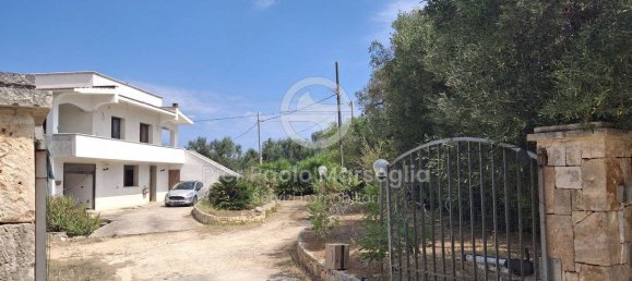 Вилла с 3 спальнями в Остуни, Италия № 348138 20