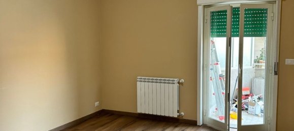 3 rooms Apartment in Torregrotta, Italy No. 209034 10