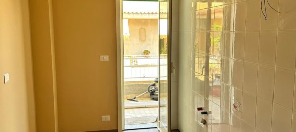 3 rooms Apartment in Torregrotta, Italy No. 209034 14