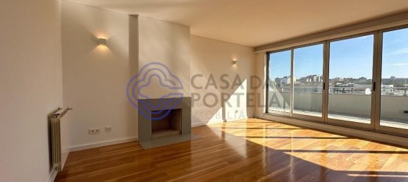 3 bedrooms Penthouse in Matosinhos, Portugal No. 113486 8