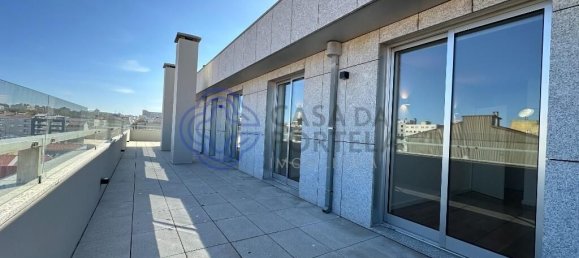 3 bedrooms Penthouse in Matosinhos, Portugal No. 113486 3