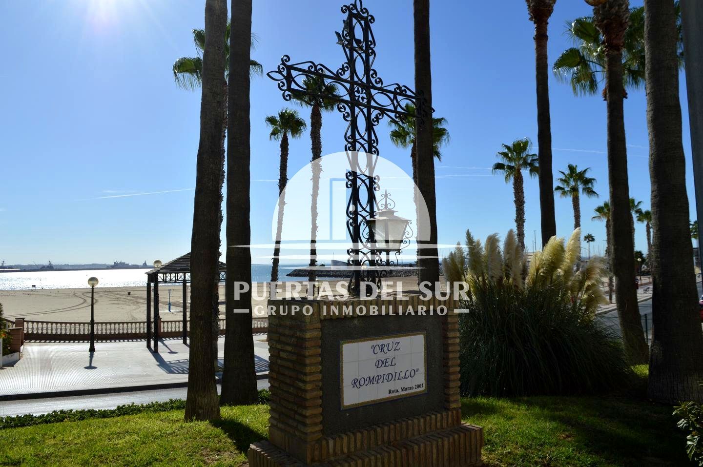 Квартира с 1 спальней в Рота, Испания № 208933