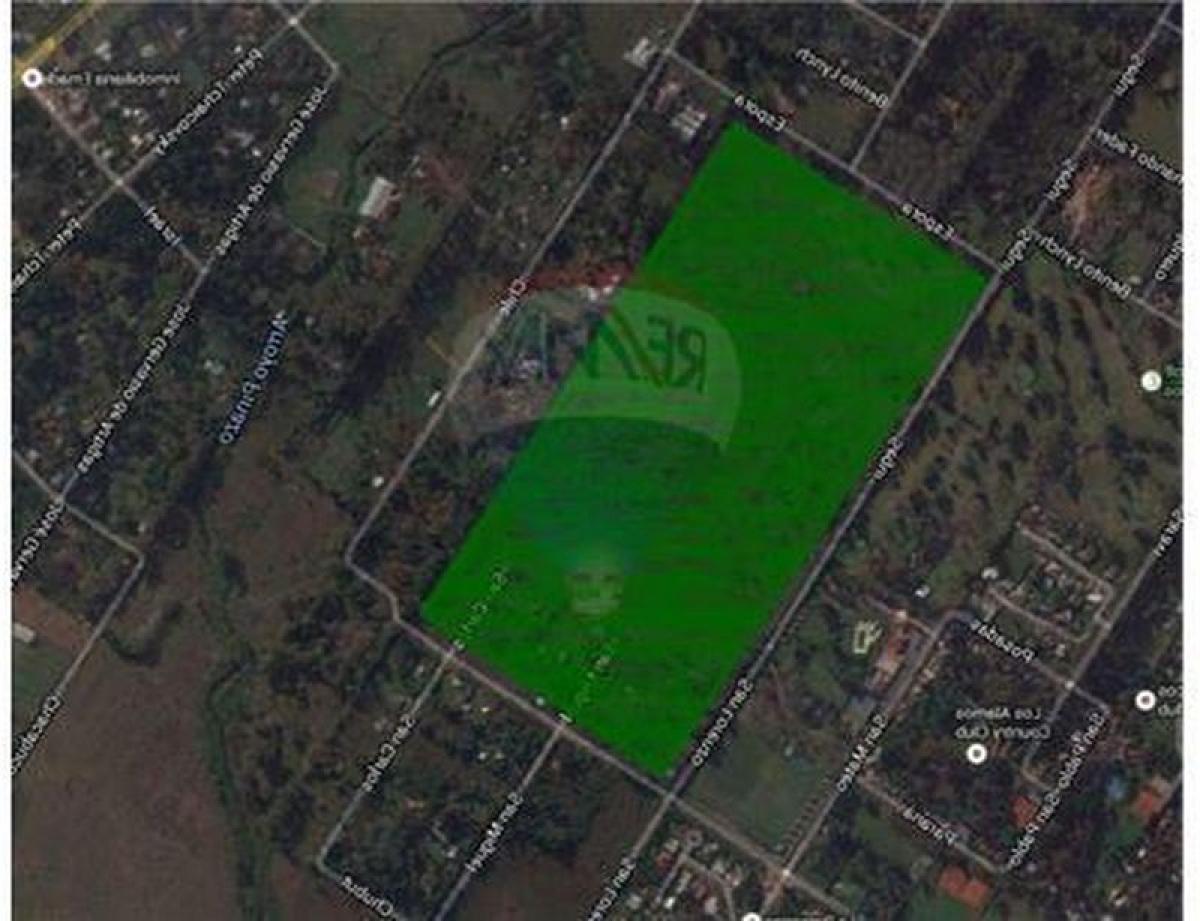 Terrain à Pilar, Argentina No. 113706