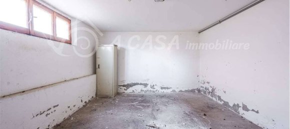 Вилла с 3 спальнями в Сала Баганца, Италия № 152806 34