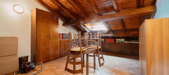 Apartamento de 4 habitaciónes en Vigevano, Italy No. 131141 16