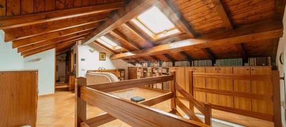 Apartamento de 4 habitaciónes en Vigevano, Italy No. 131141 18