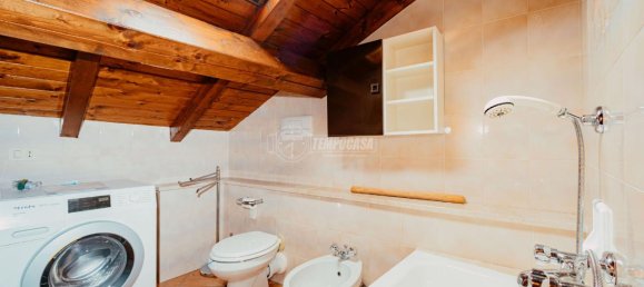 Apartamento de 4 habitaciónes en Vigevano, Italy No. 131141 19