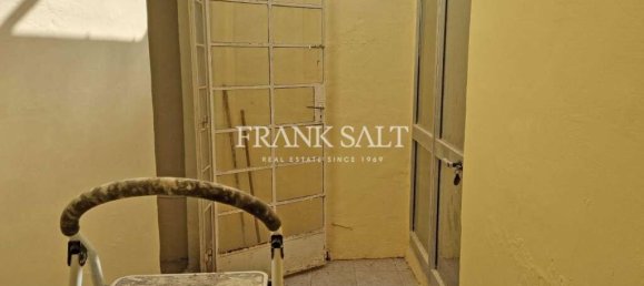 1 bedroom Maisonette in Birzebbuga, Malta No. 1833 5