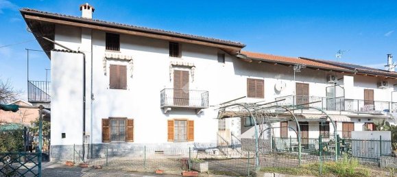2 bedrooms House in Druento, Italy No. 54781 18