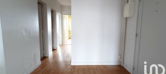 Apartamento de 3 dormitorios en Chateauroux, France No. 58867 3
