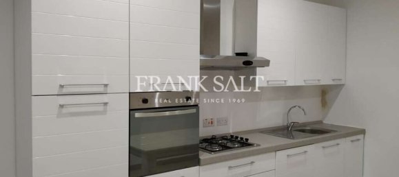 Maisonette de 1 dormitorio en Ta' Xbiex, Malta No. 6768 4