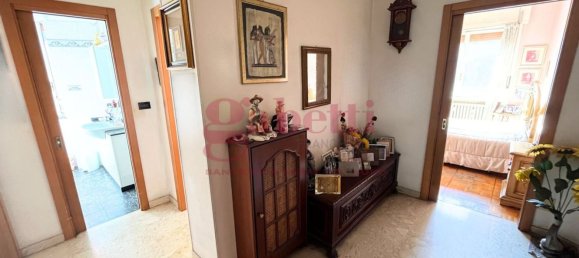 4 rooms Apartment in Turin, Italy No. 151057 34