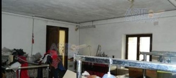 4-salle Appartement à Rignano Flaminio, Italy No. 190318 16