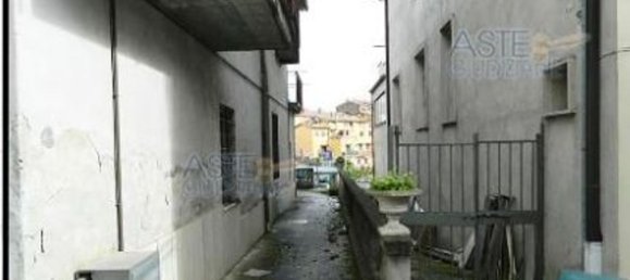 4-salle Appartement à Rignano Flaminio, Italy No. 190318 8