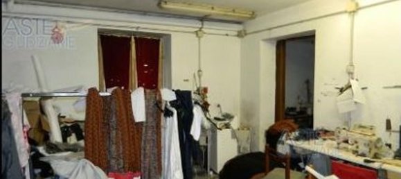 4-salle Appartement à Rignano Flaminio, Italy No. 190318 18