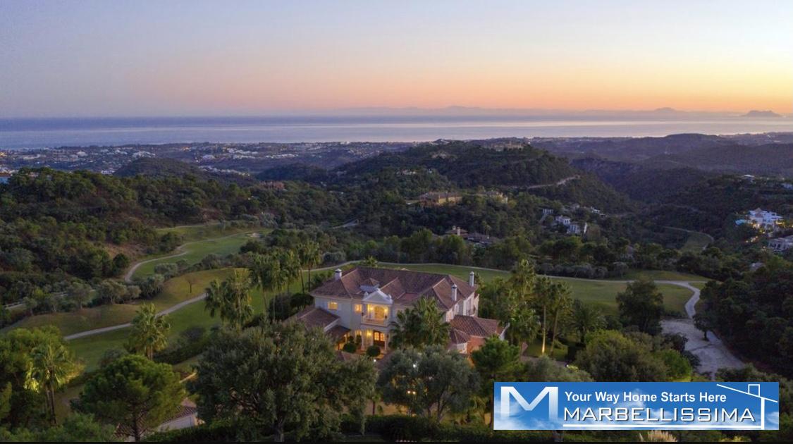 8 bedrooms Villa in Malaga, Spain No. 119342