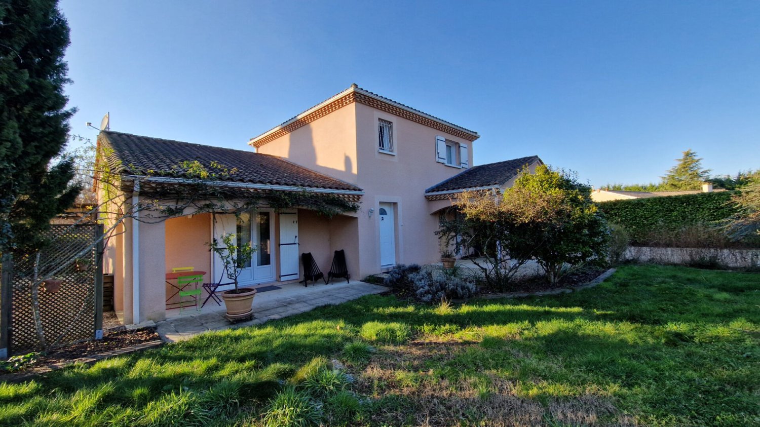 Casa de 5 dormitorios en Bergerac, France No. 103589