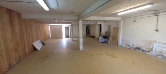 500m² Office in Cognac, France No. 295248 3