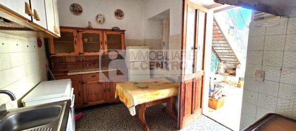 3غرفة شقة في Sarzana, Italy رقم 117651 2