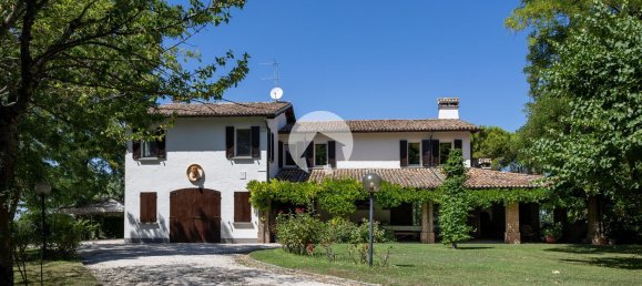 8 bedrooms House in Cesena, Italy No. 373075 7