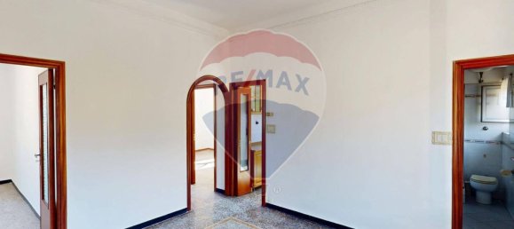 3 bedrooms Apartment in Genoa, Italy No. 55746 2