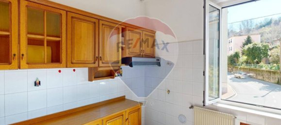 3 bedrooms Apartment in Genoa, Italy No. 55746 9