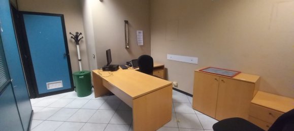  عقار تجاري في Palermo, Italy 80متر مربع رقم 52312 10