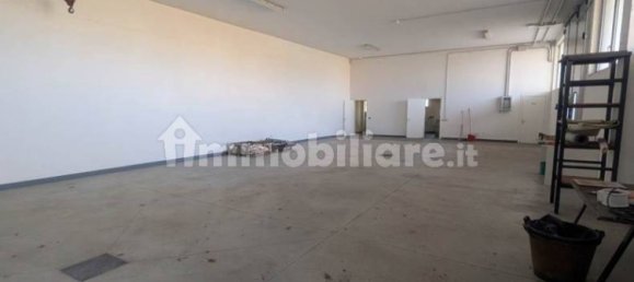 Склад с 2 комнатами в Модена, Италия № 227174 7