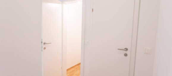 Квартира с 2 комнатами в Оттакринг, Австрия № 207526 7