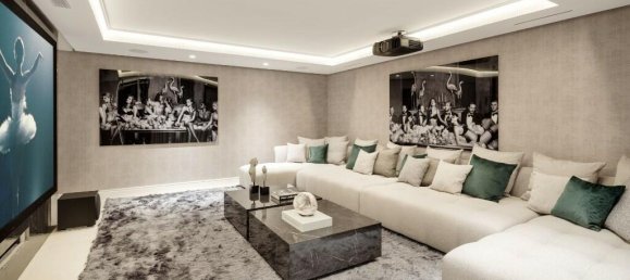 Villa de 6 dormitorios en Marbella, Spain No. 130968 6