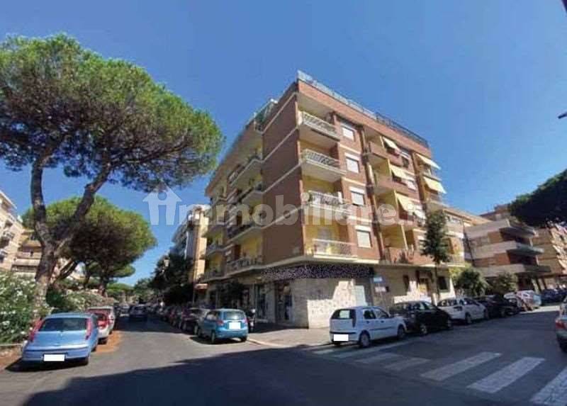 2 chambres Appartement à Rome, Italy No. 321387