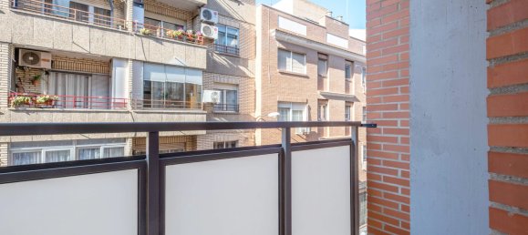 2 chambres Appartement à Zaragoza, Spain No. 63200 4