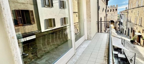 3 rooms Apartment in Montefalco, Italy No. 128819 7