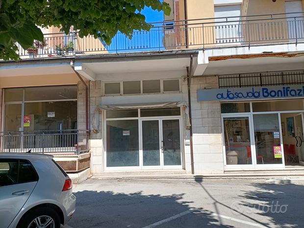 1 room Commercial property in Monte Urano, Italy No. 270012