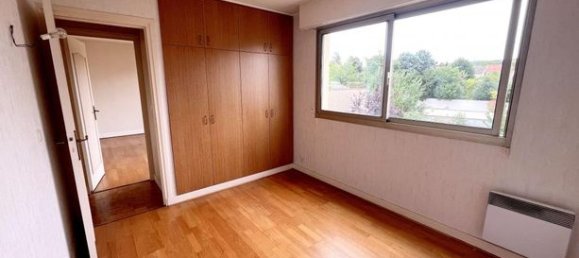 2 Schlafzimmer Wohnung in Neuilly-Plaisance, France, Nr. 310942 8